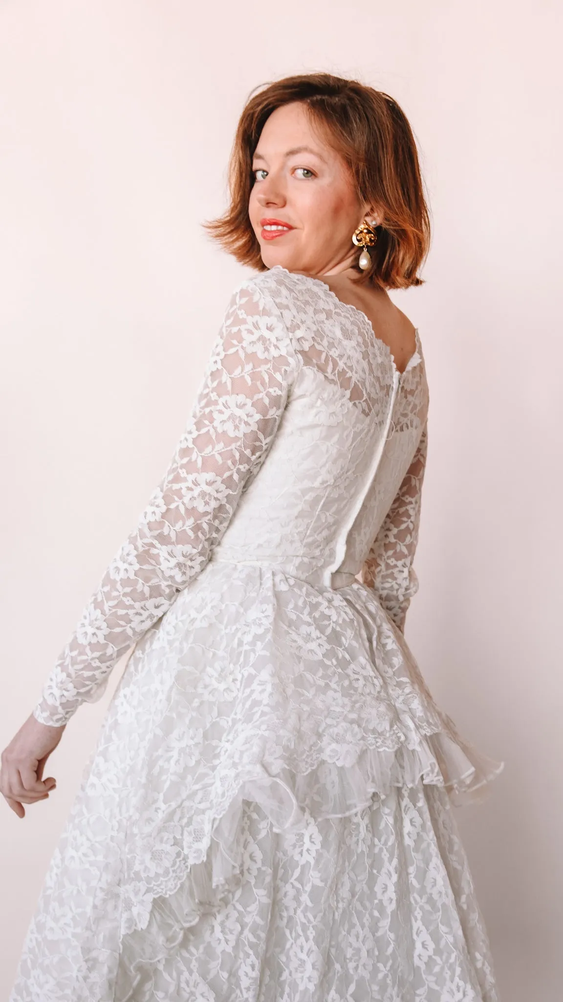 1950s Lace Fit and Flare Wedding Dress, sz. XS