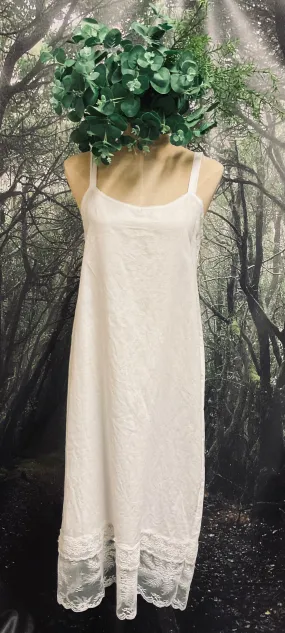 #5045 Linen slip dress with lace hem size sa