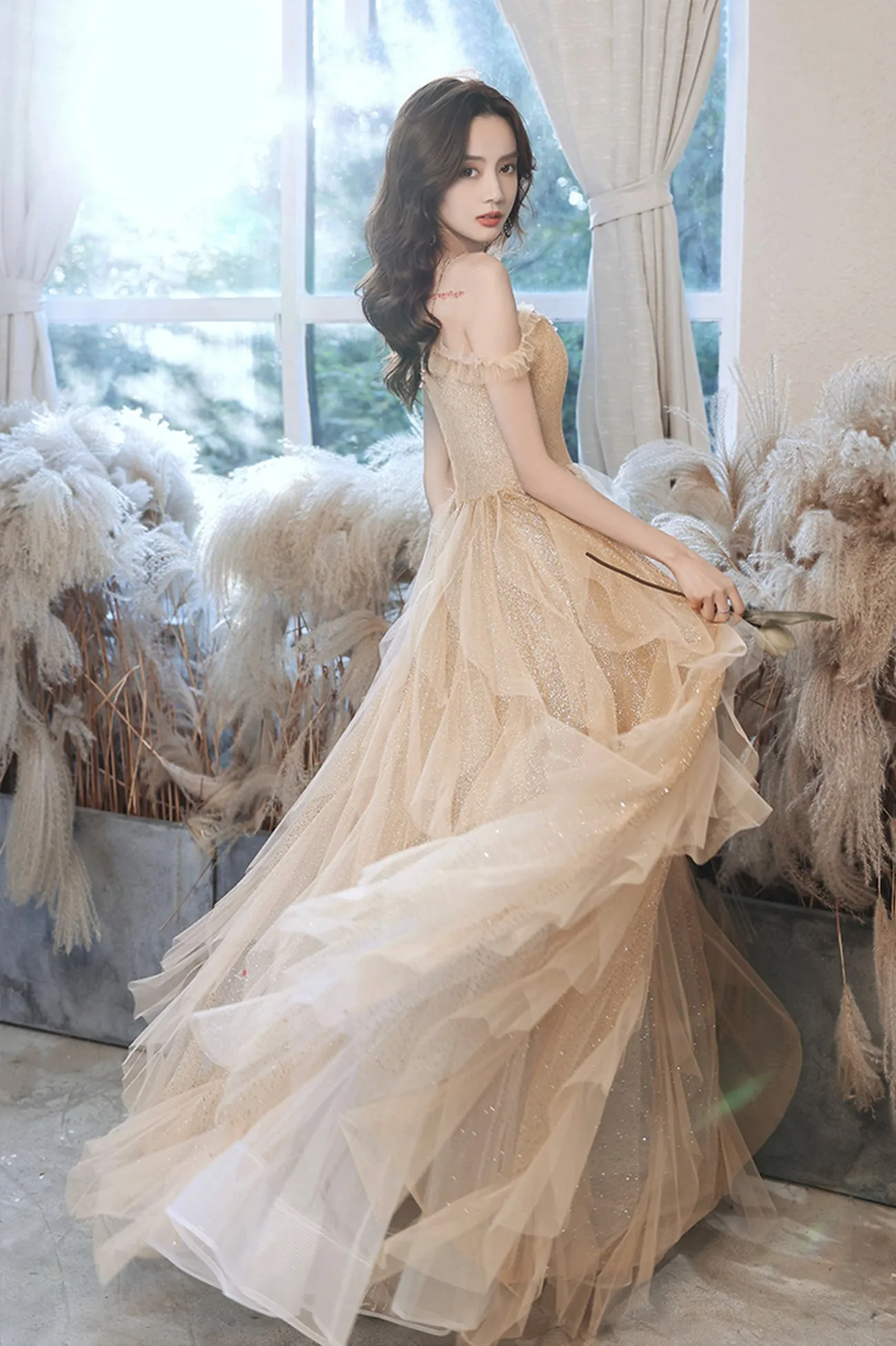 A-Line Tulle Long Prom Dress with Sequins, Spaghetti Straps Evening Dress
