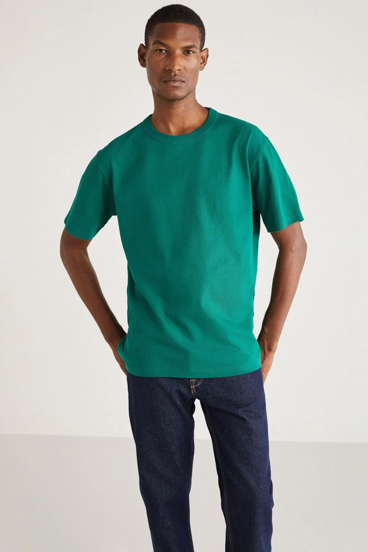 Astons Men's Relaxed 100 %Organic Cotton Thick Sudent Woven Green T-shirt