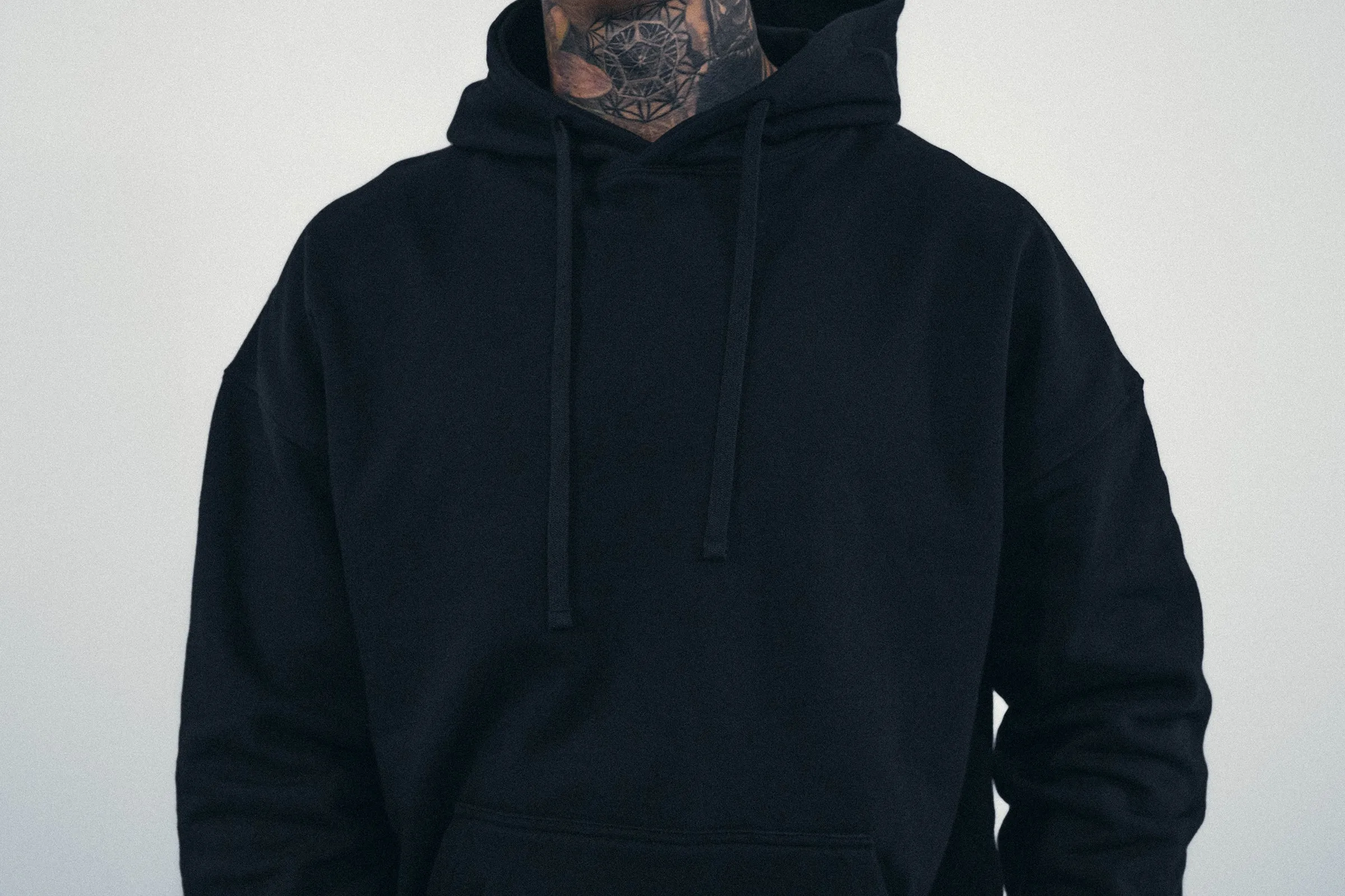 Heria Hoodie - Black