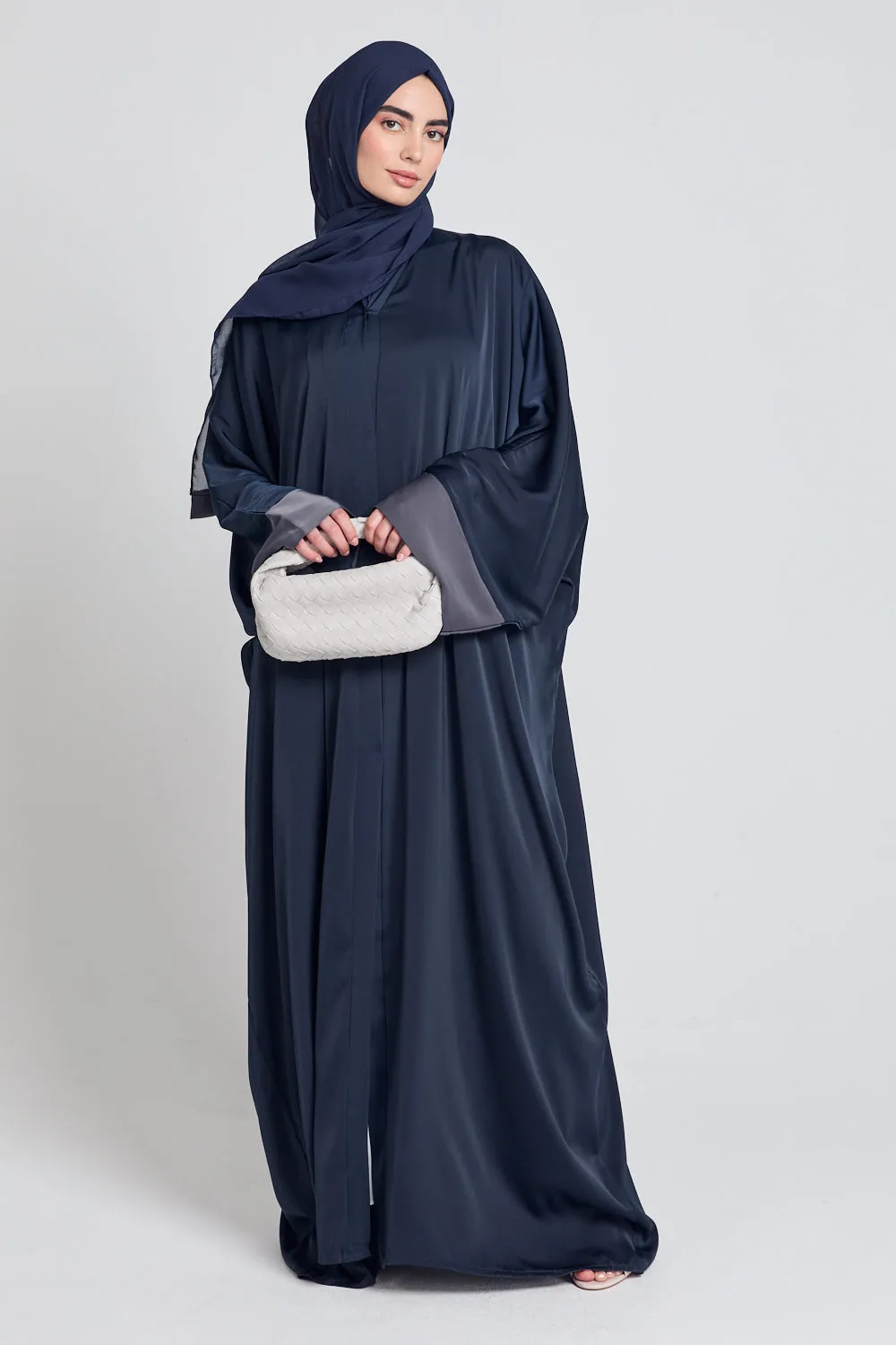 Open Farasha With Folded Contrast Cuffs - Navy