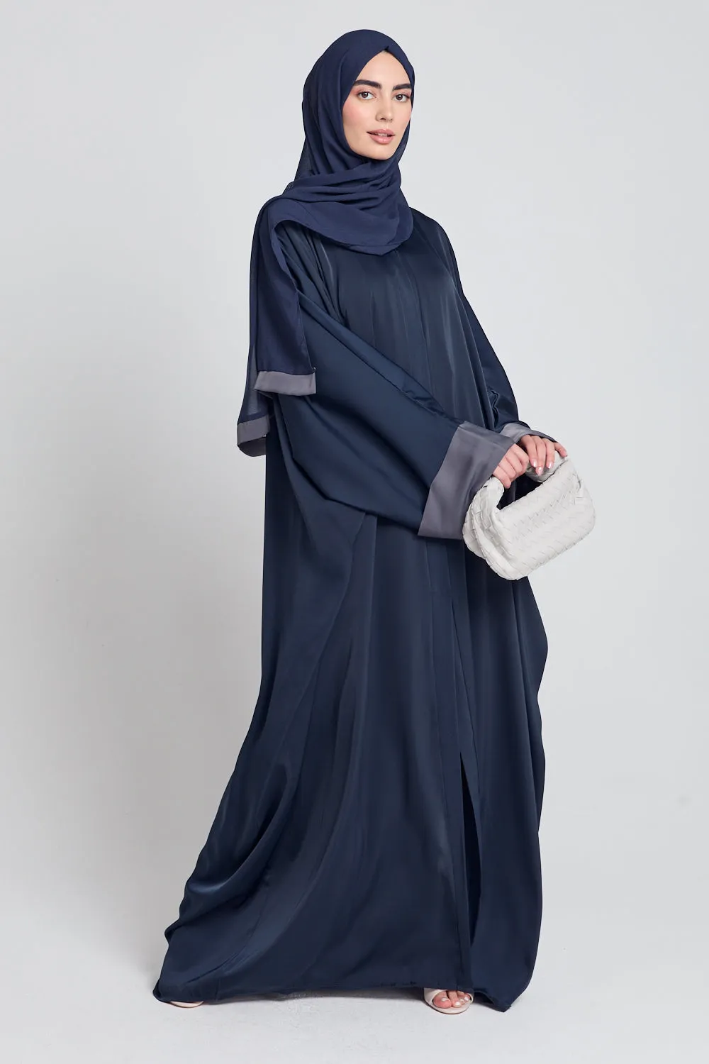 Open Farasha With Folded Contrast Cuffs - Navy
