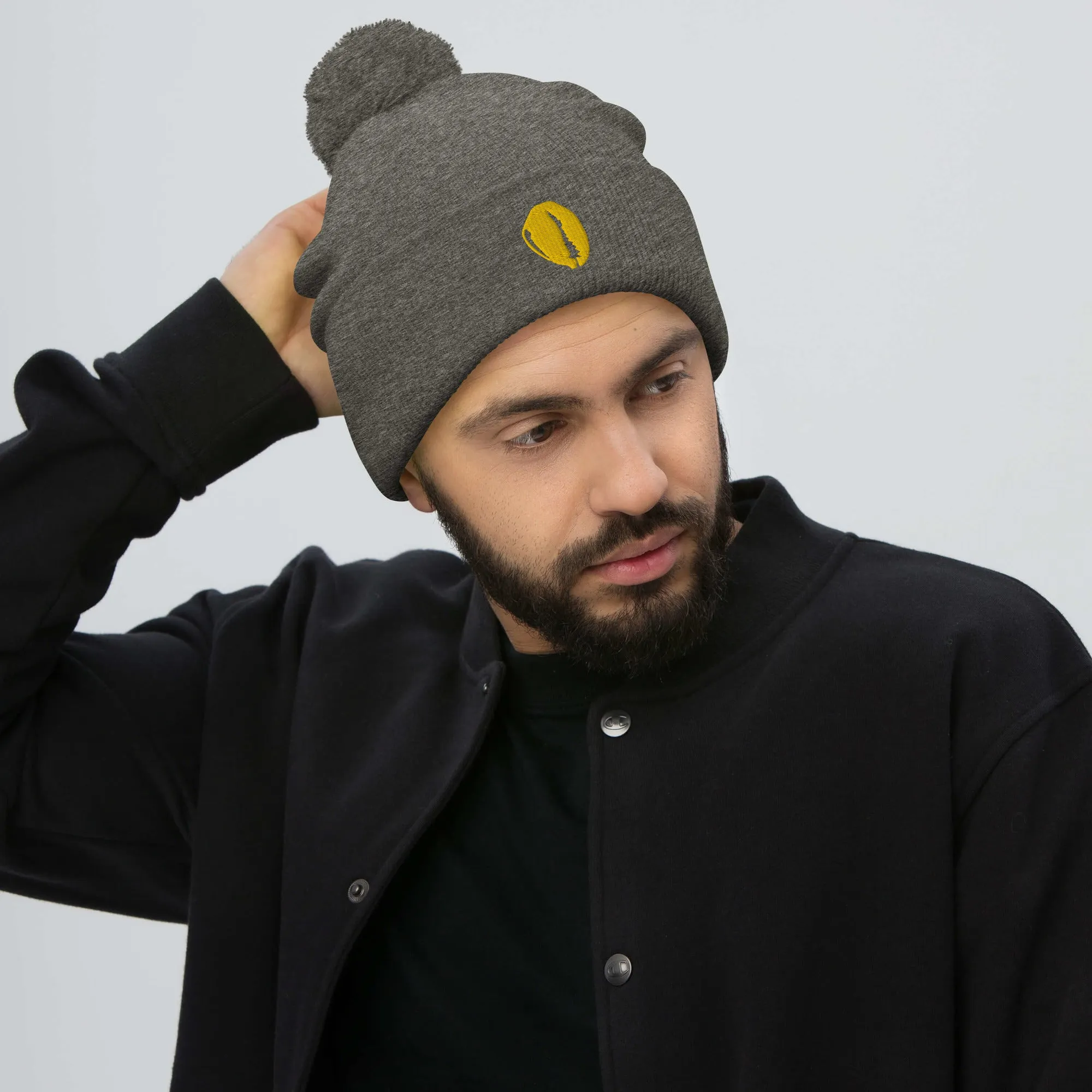 Pom-Pom Beanie 2 Gold Cowrie