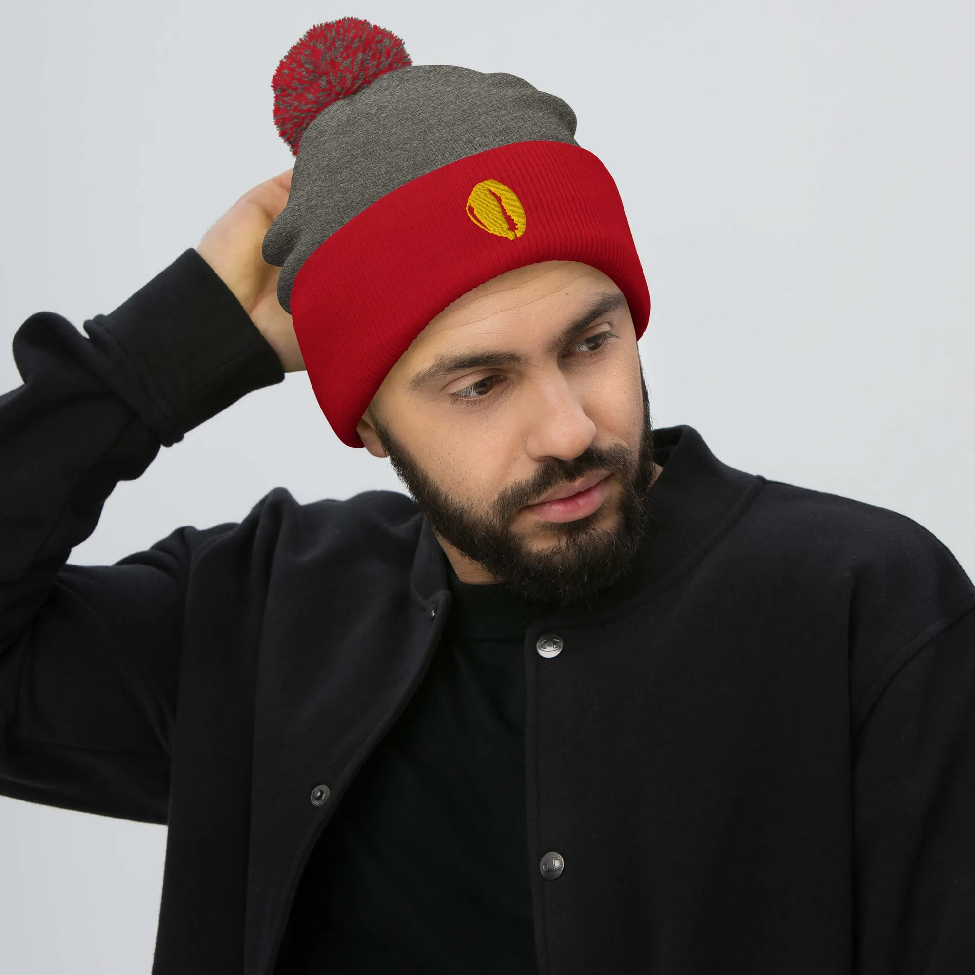 Pom-Pom Beanie 2 Gold Cowrie