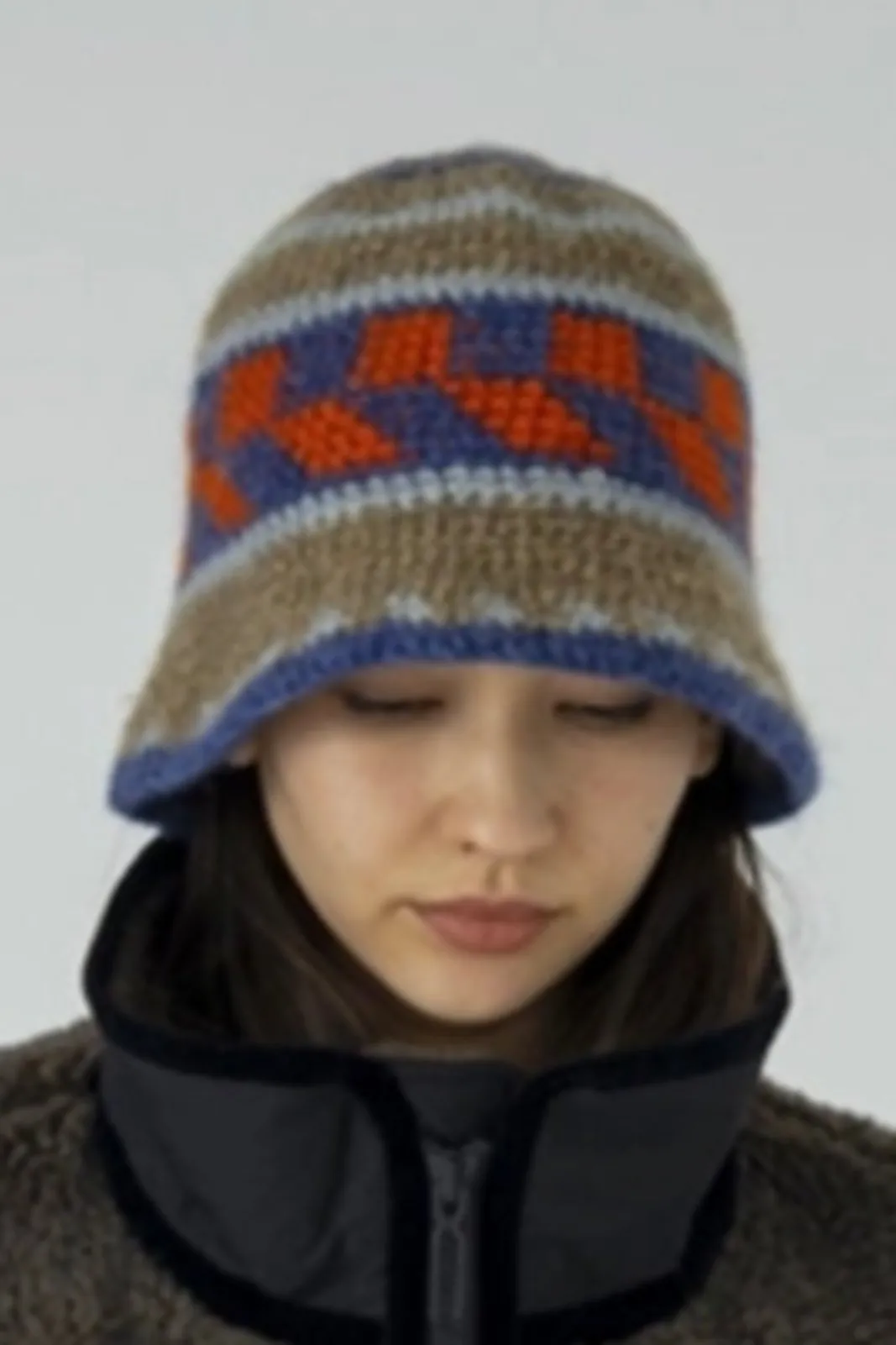 SB243-0409 Fine Hand Knit Hat Grey Mix
