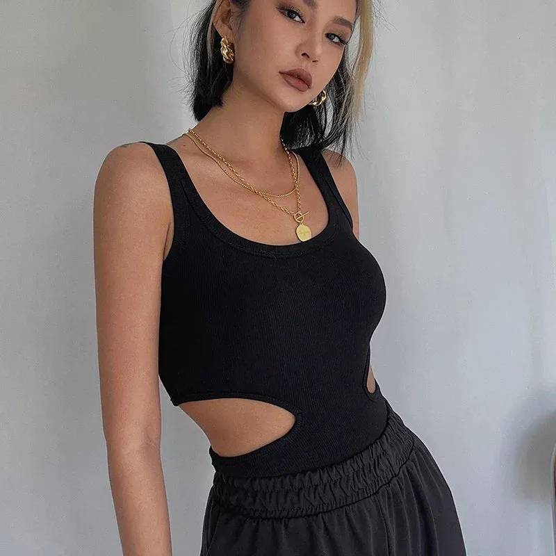 Versatile Elegance Waist Cutout Jumpsuit for a Sleek Silhouette