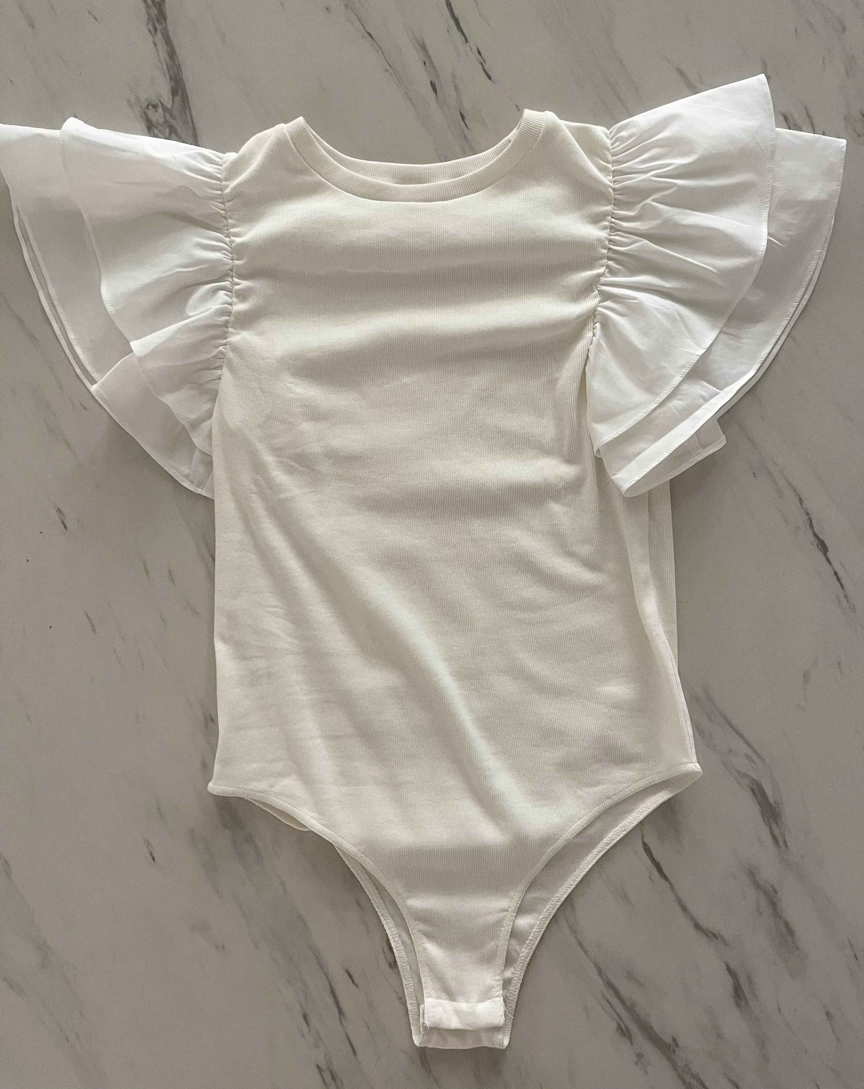 WHITE RUFFLE BODYSUIT