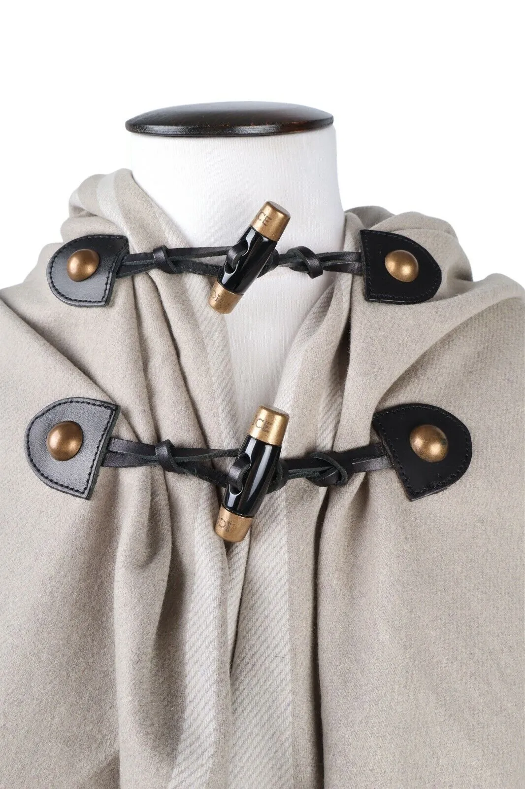Women's ICEBERG Ivory Beige Wool Cape Jacket One Size ( XS )